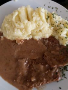 goveji zrezki in pire